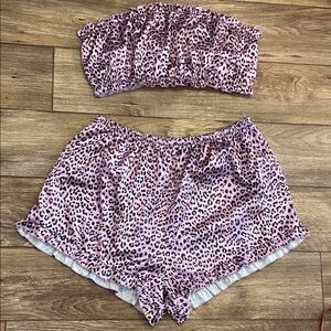 Leopard Print Tube Top and Shorts Set Woman Size 2X
